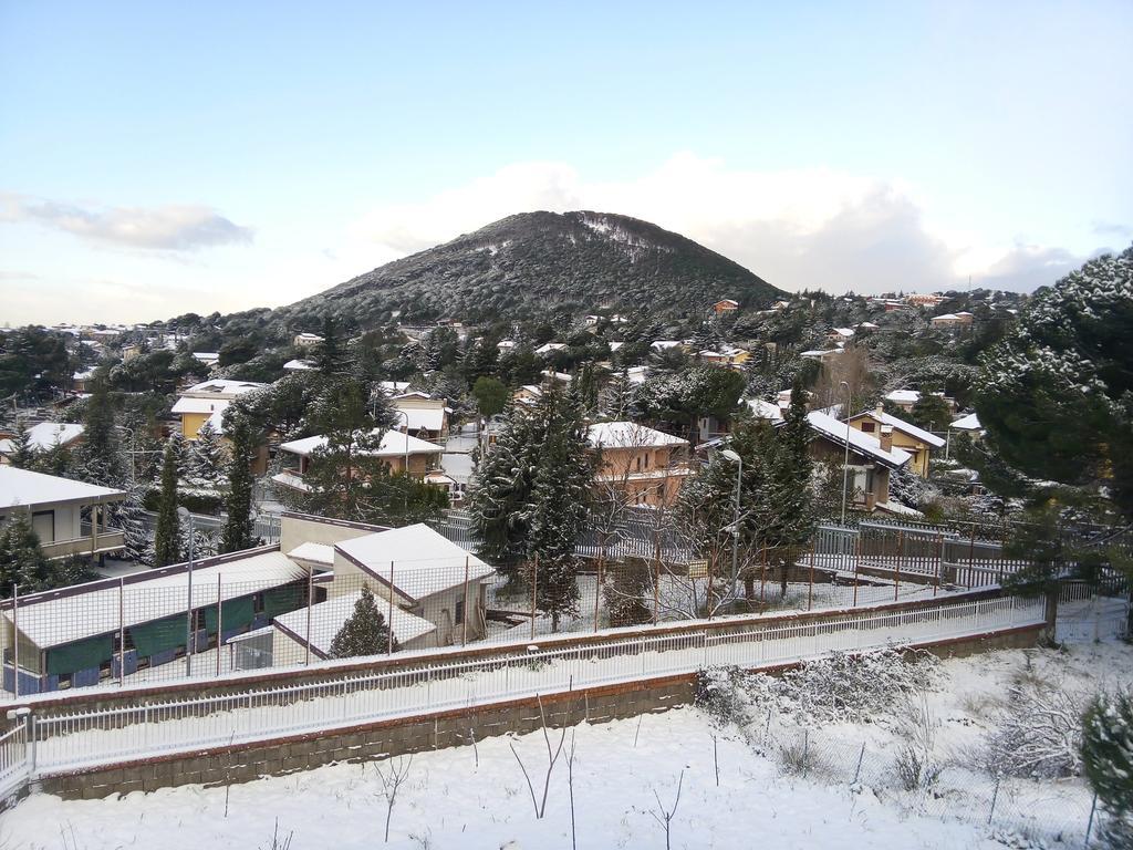 Il Giardino Di Leoca Bed & Breakfast Nicolosi Bagian luar foto